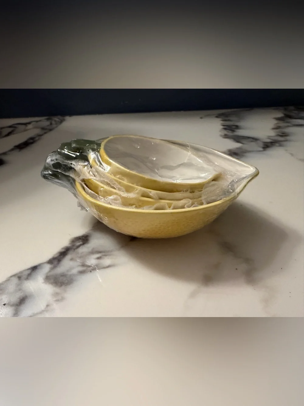 NEW Set of 4 Yellow Lemon-Shaped Ceramic Nesting Measuring Cups